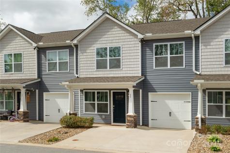 15 Virginia Commons Drive Arden NC 28704