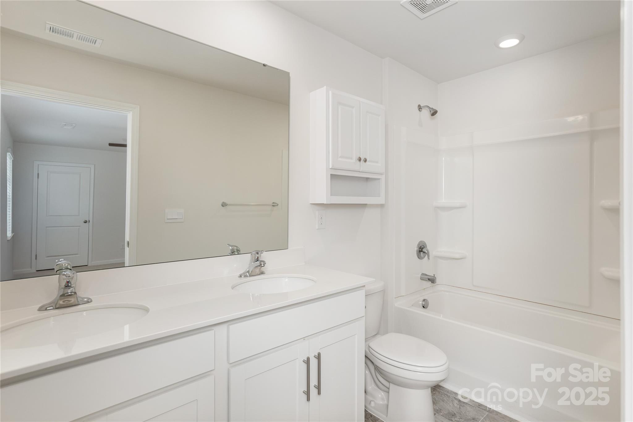 15 Virginia Commons Drive Arden NC 28704