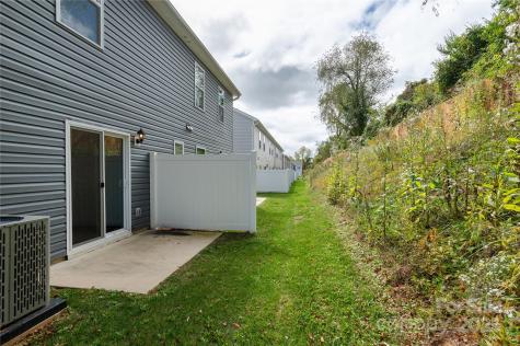 15 Virginia Commons Drive Arden NC 28704