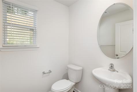 15 Virginia Commons Drive Arden NC 28704