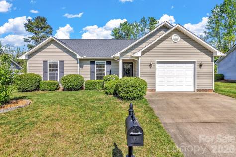 58 S Sunberry Trail Fletcher NC 28732