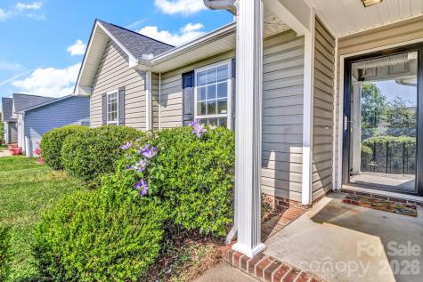 58 S Sunberry Trail Fletcher NC 28732