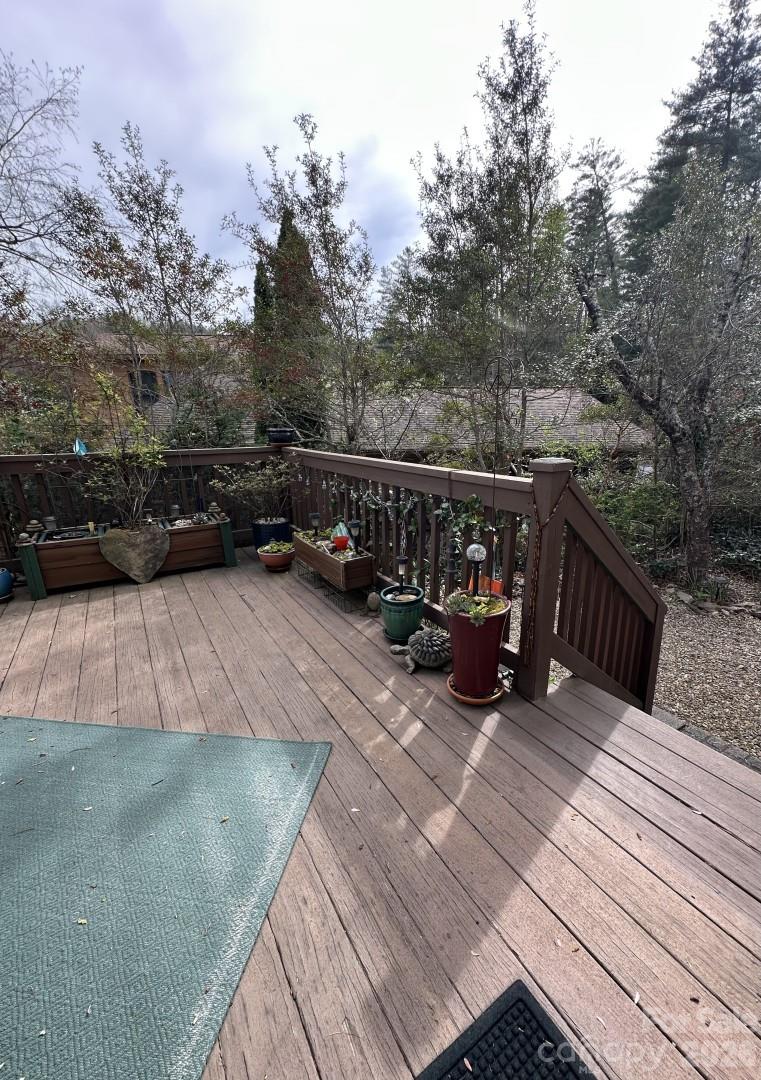 99 Willow Way Hendersonville NC 28739
