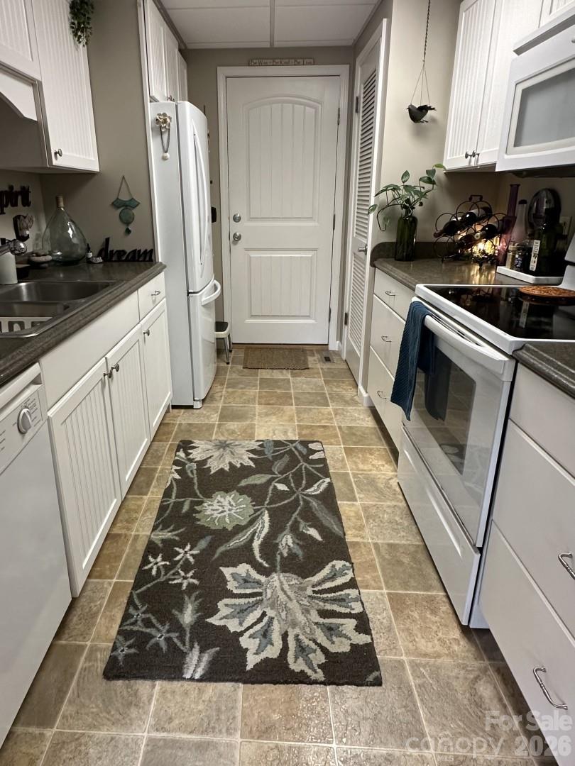 99 Willow Way Hendersonville NC 28739