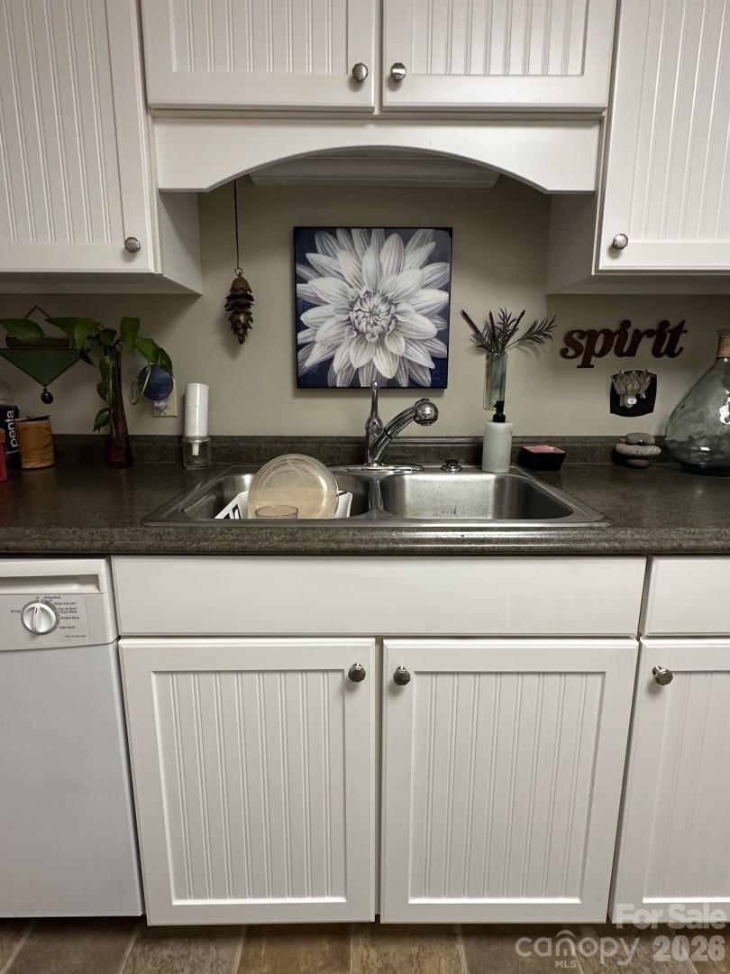 99 Willow Way Hendersonville NC 28739
