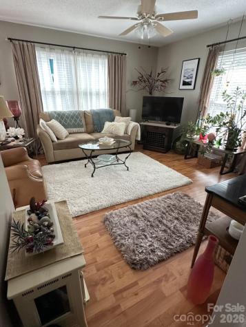 99 Willow Way Hendersonville NC 28739