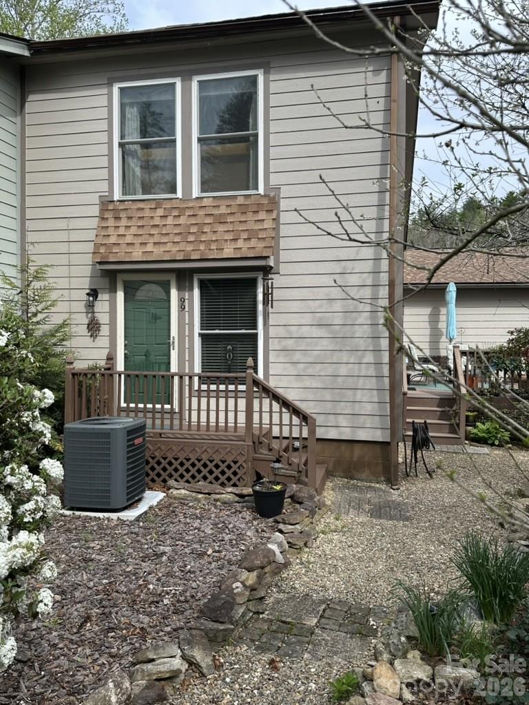 99 Willow Way Hendersonville NC 28739