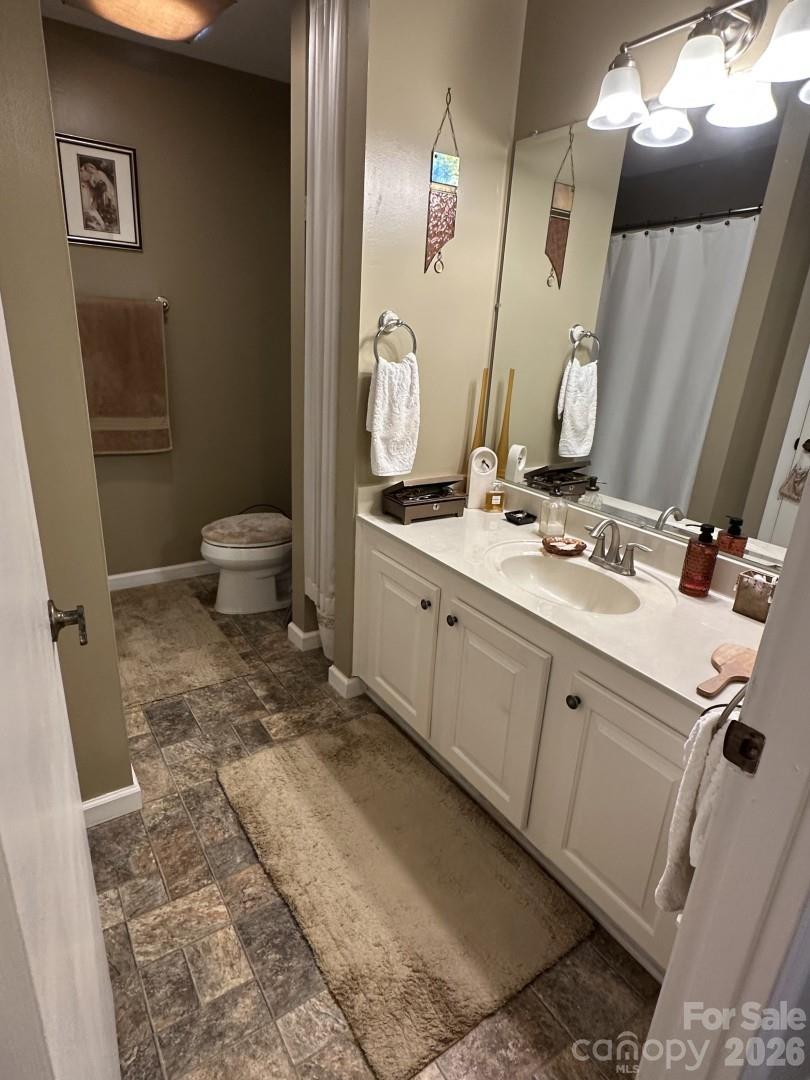 99 Willow Way Hendersonville NC 28739