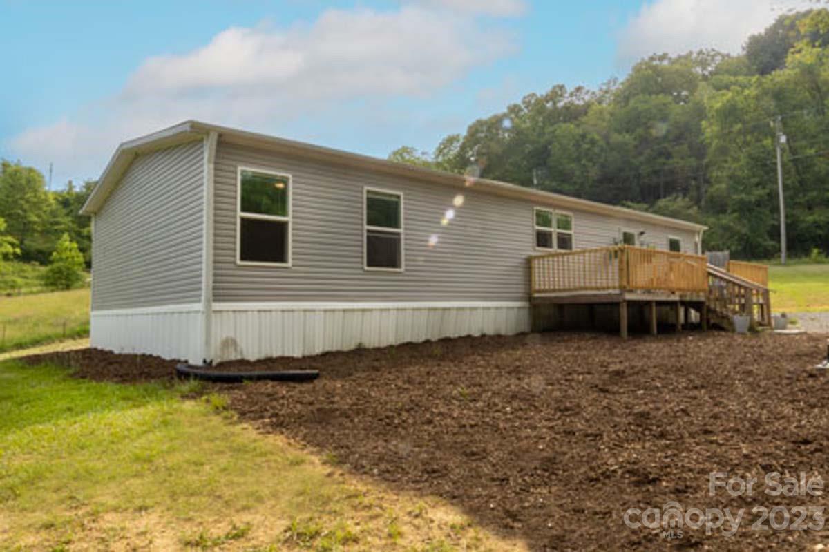 376 Brady Circle Canton NC 28716