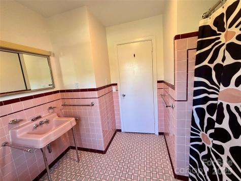 3 Forestdale Drive Asheville NC 28803