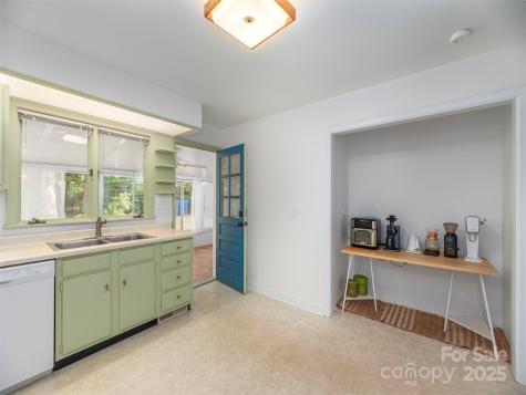 3 Forestdale Drive Asheville NC 28803