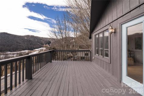 1628 Skyland Drive Seven Devils NC 28604