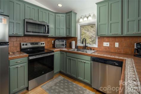 1628 Skyland Drive Seven Devils NC 28604