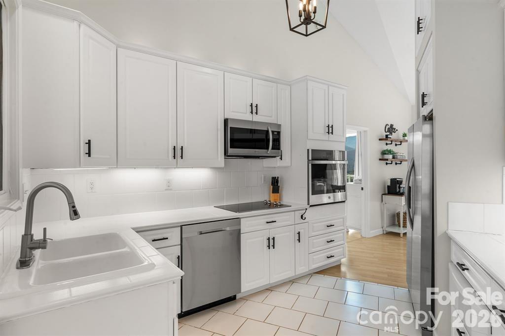 56 Great Horned Owl Road Candler NC 28715