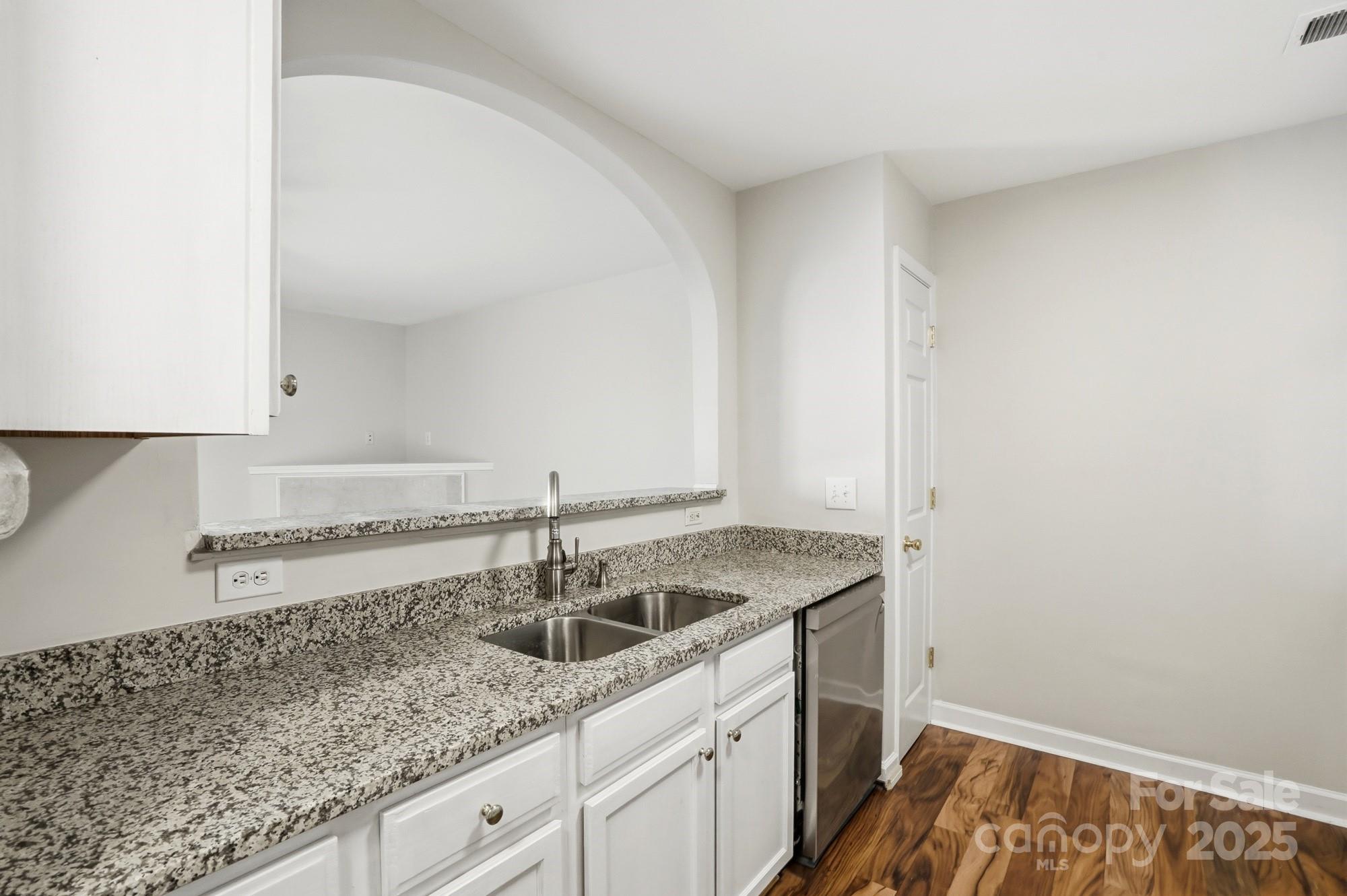 3855 Glenlea Commons Drive Charlotte NC 28216