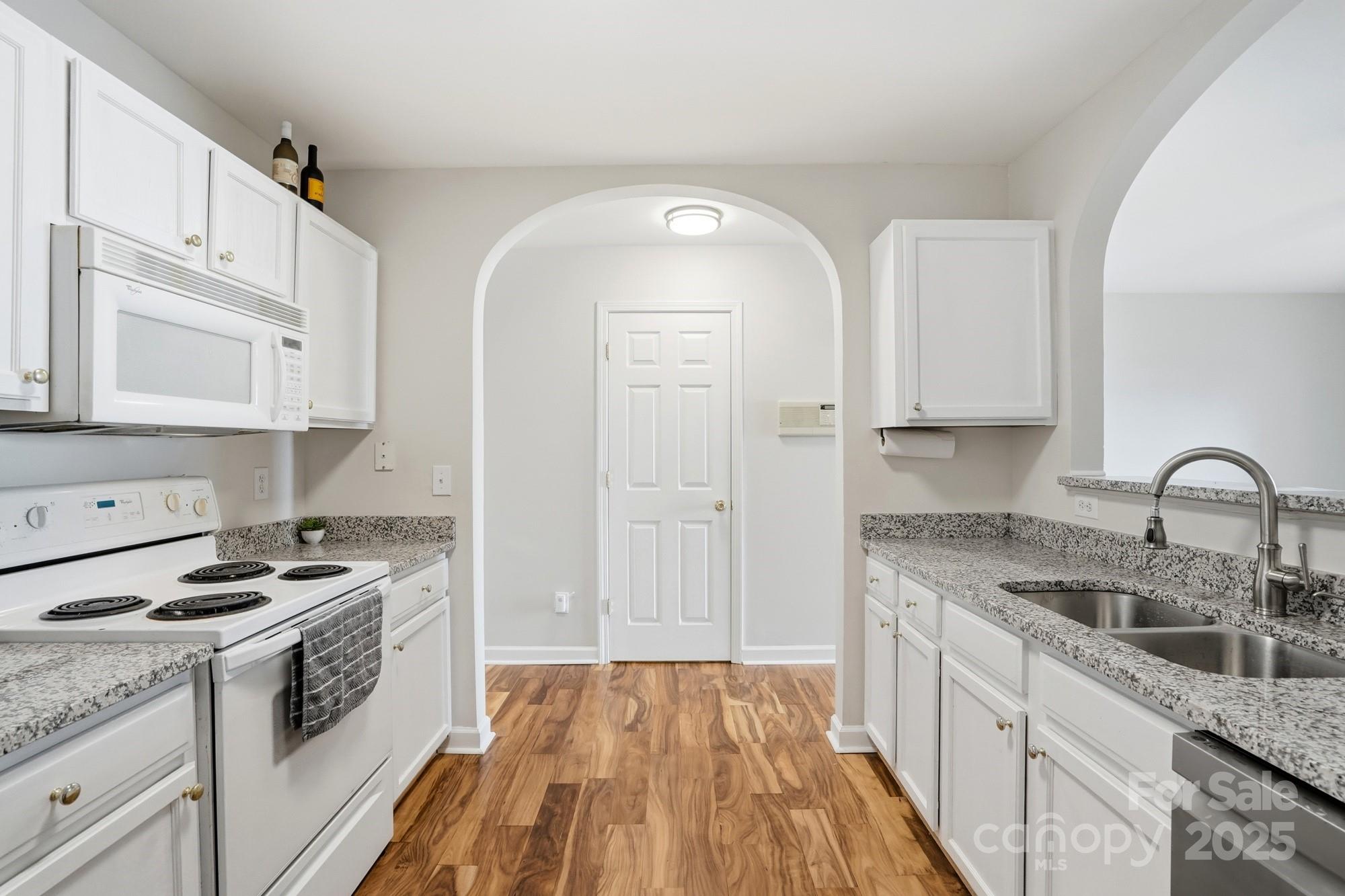3855 Glenlea Commons Drive Charlotte NC 28216