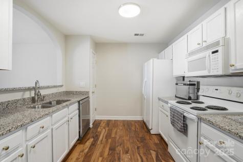 3855 Glenlea Commons Drive Charlotte NC 28216