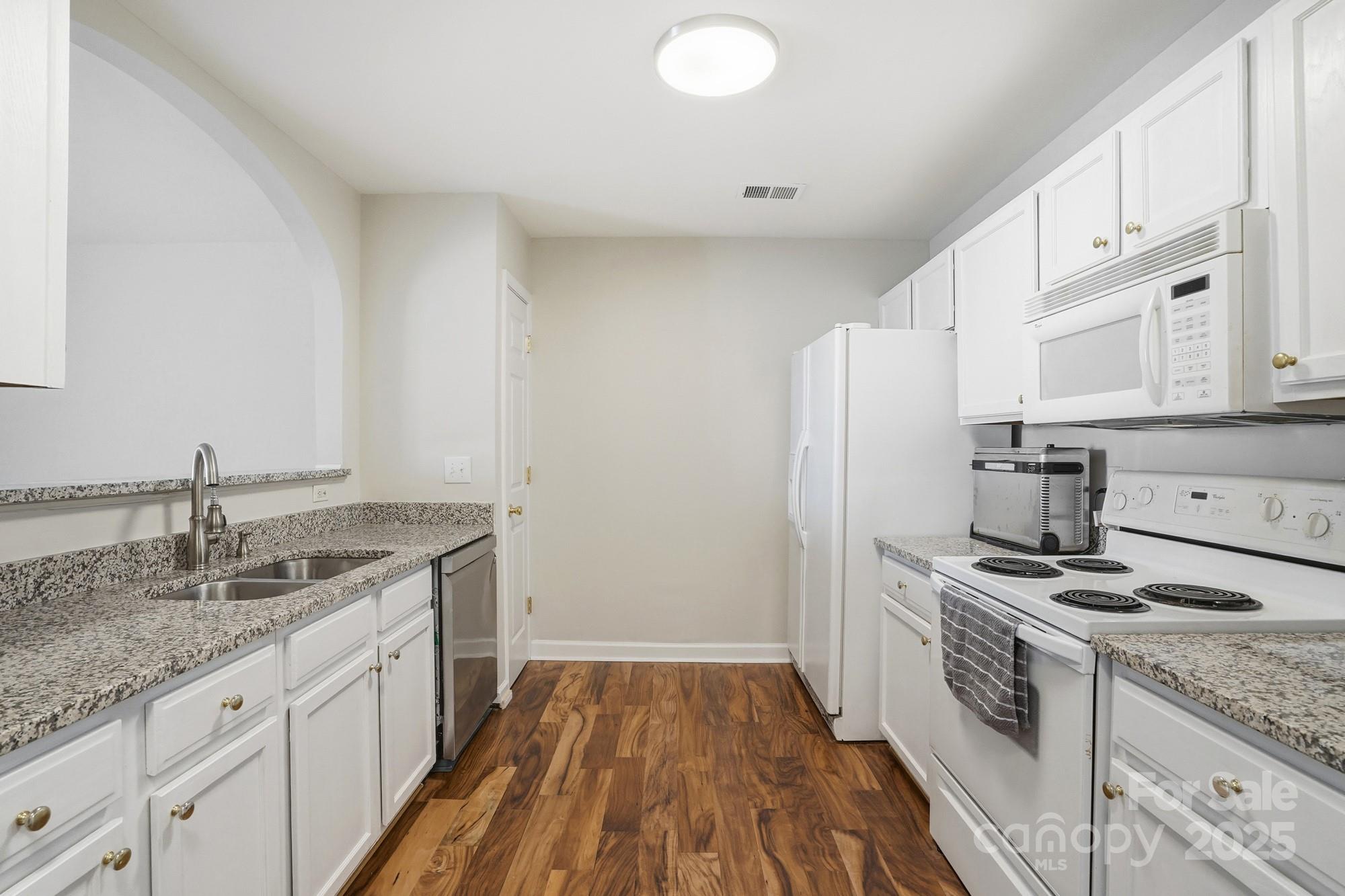 3855 Glenlea Commons Drive Charlotte NC 28216
