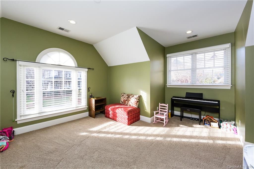 5309 Lila Wood Circle Charlotte NC 28209