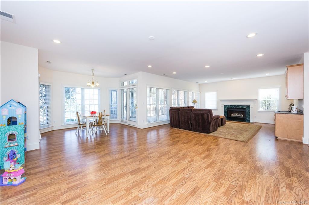 5309 Lila Wood Circle Charlotte NC 28209