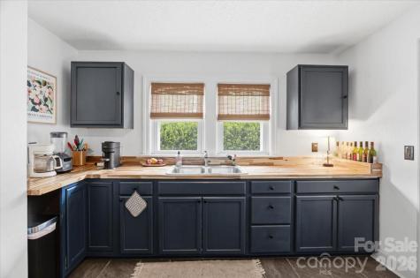 1203 Allens Creek Road Waynesville NC 28786