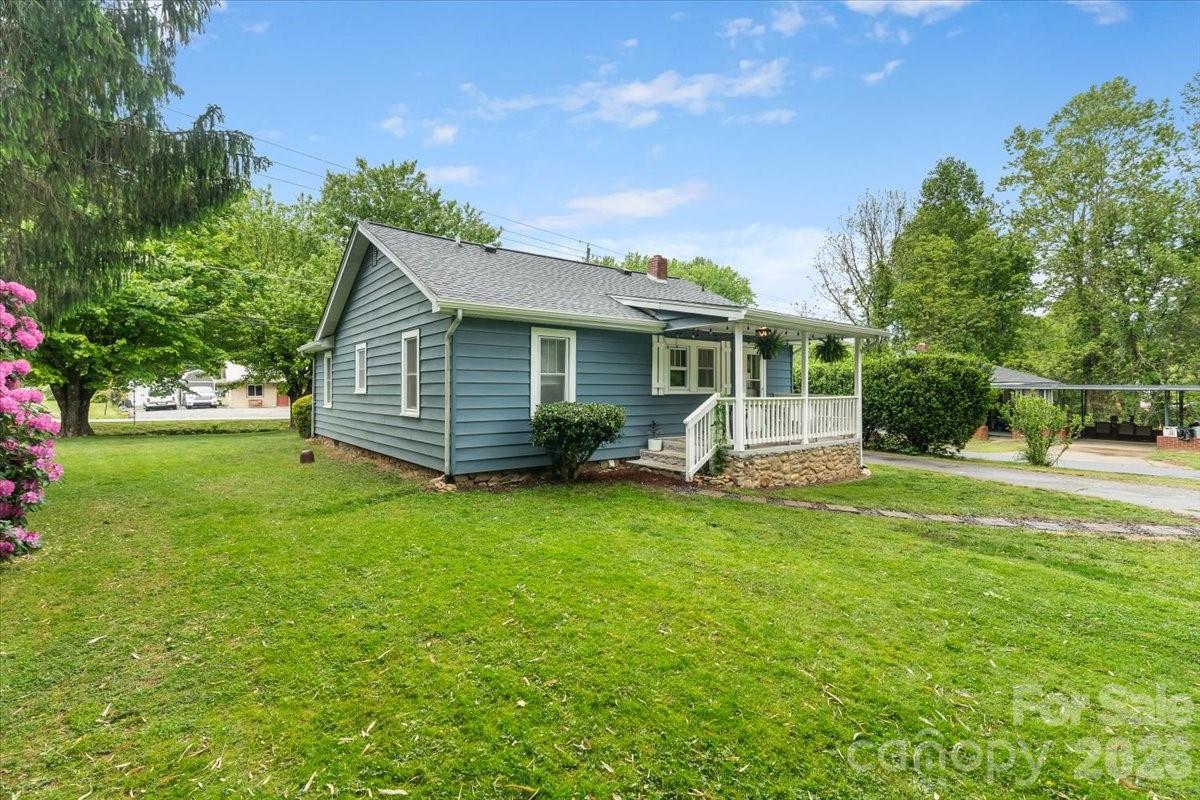 1203 Allens Creek Road Waynesville NC 28786