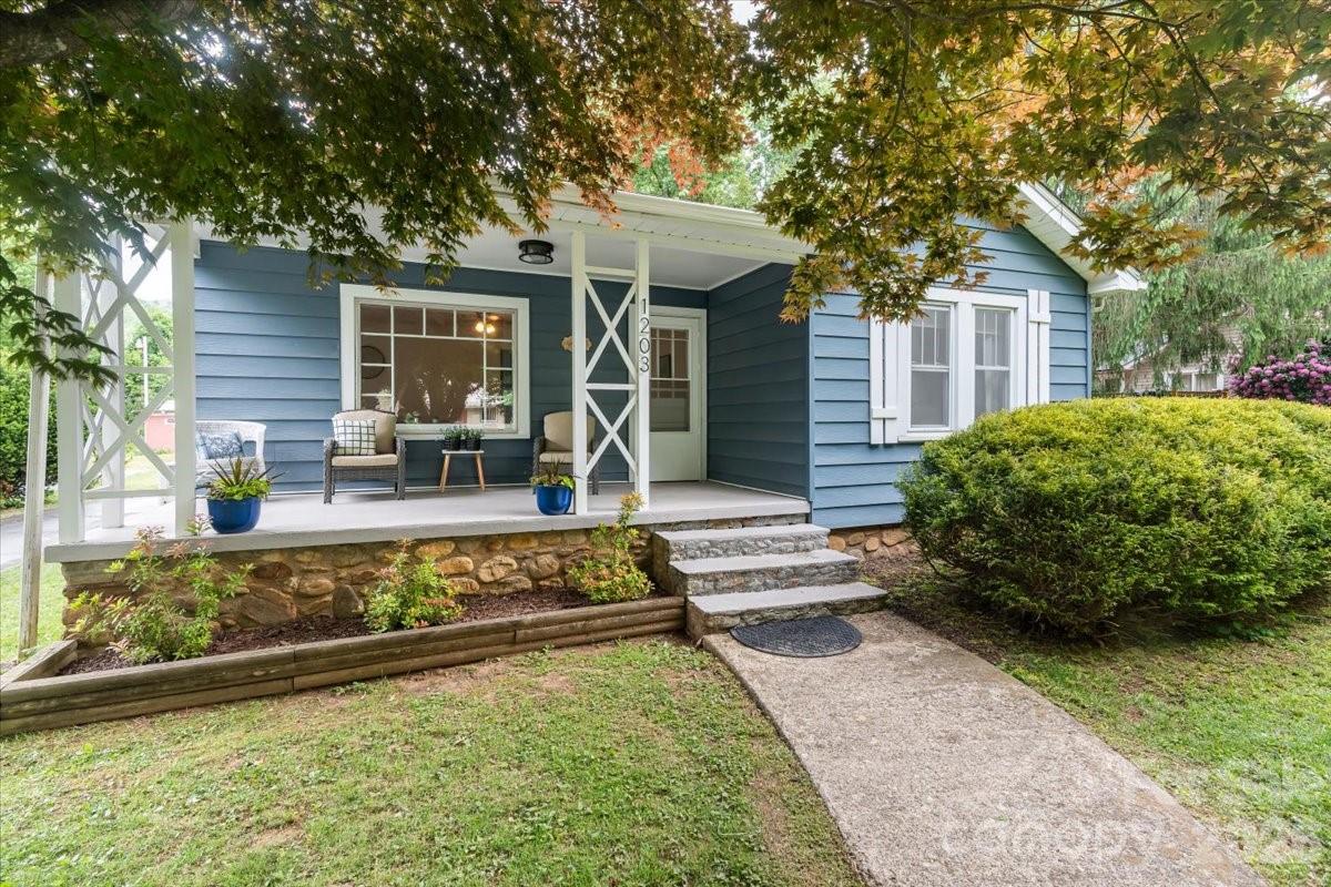 1203 Allens Creek Road Waynesville NC 28786