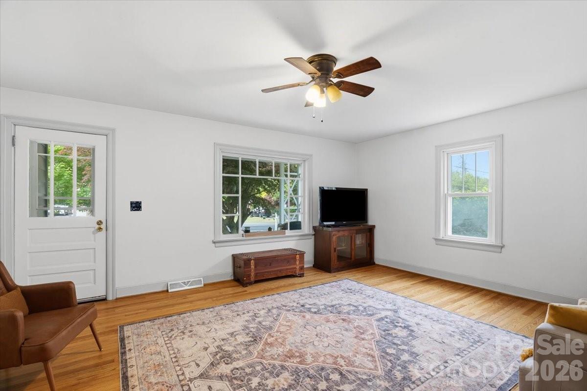 1203 Allens Creek Road Waynesville NC 28786