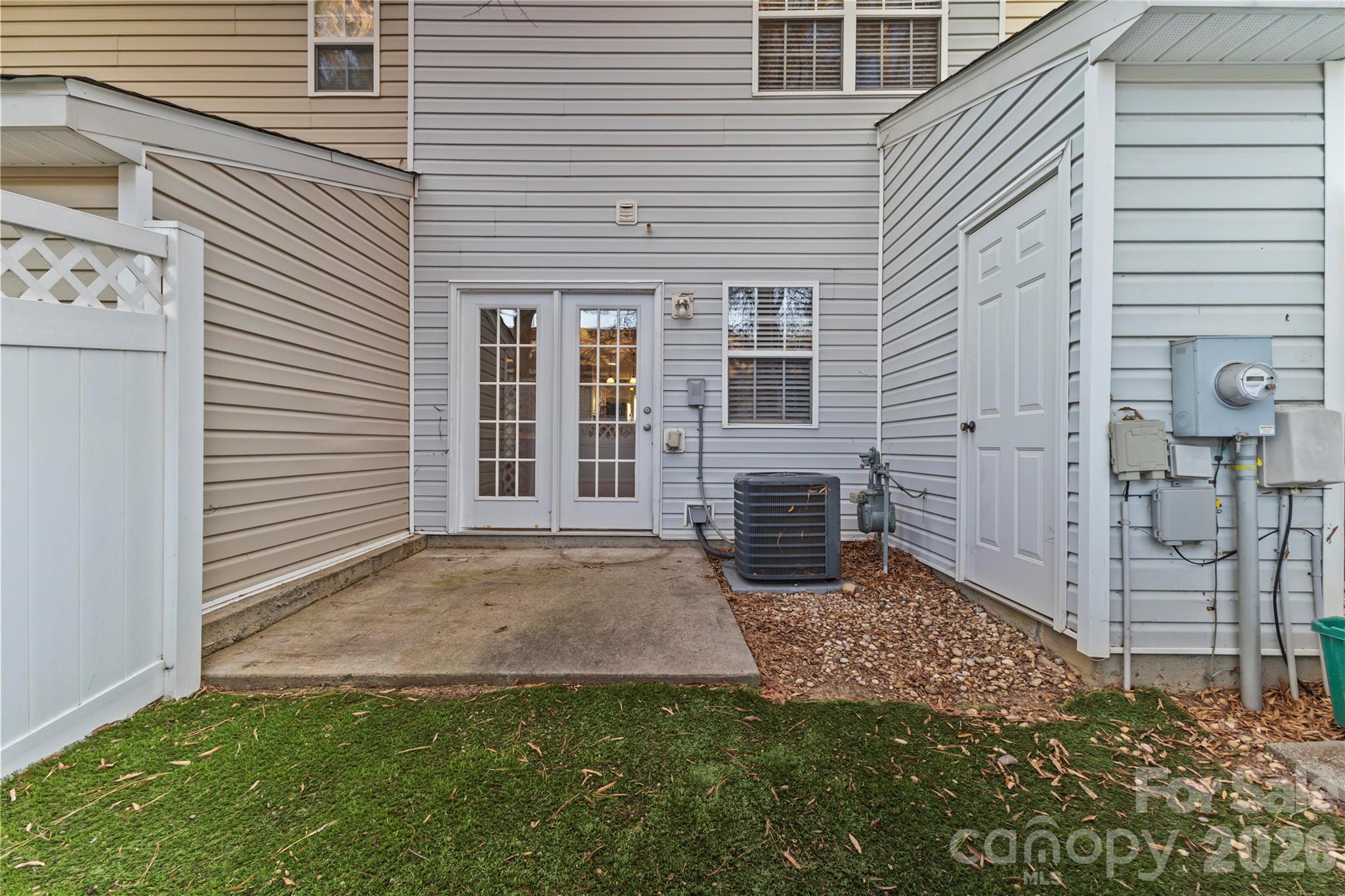 10923 Holly Ridge Boulevard Charlotte NC 28216