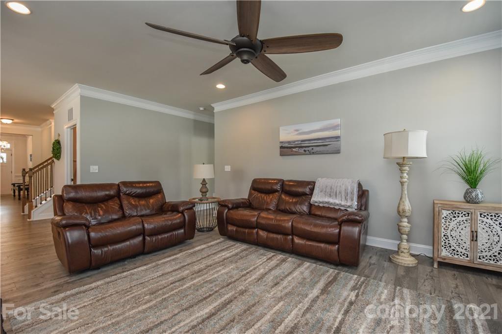 183 Yellow Birch Loop Mooresville NC 28117