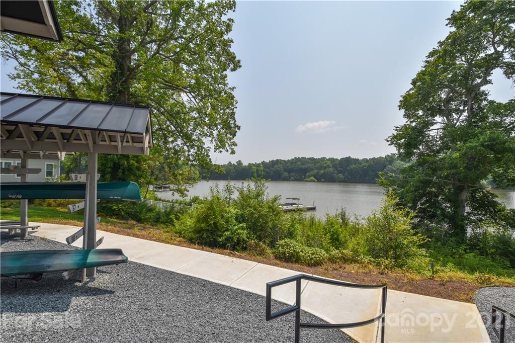 183 Yellow Birch Loop Mooresville NC 28117