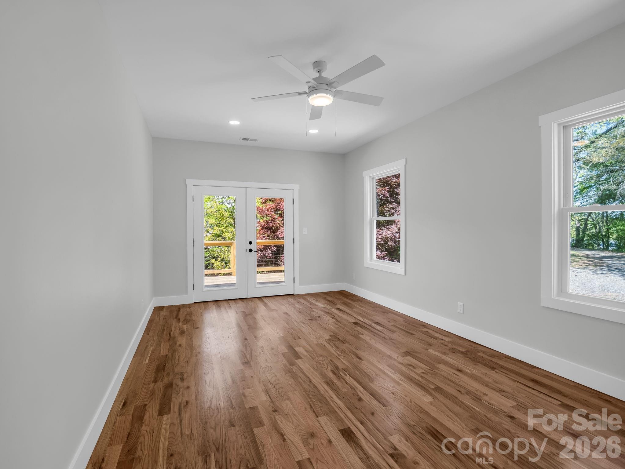 18 Worley Place Asheville NC 28806