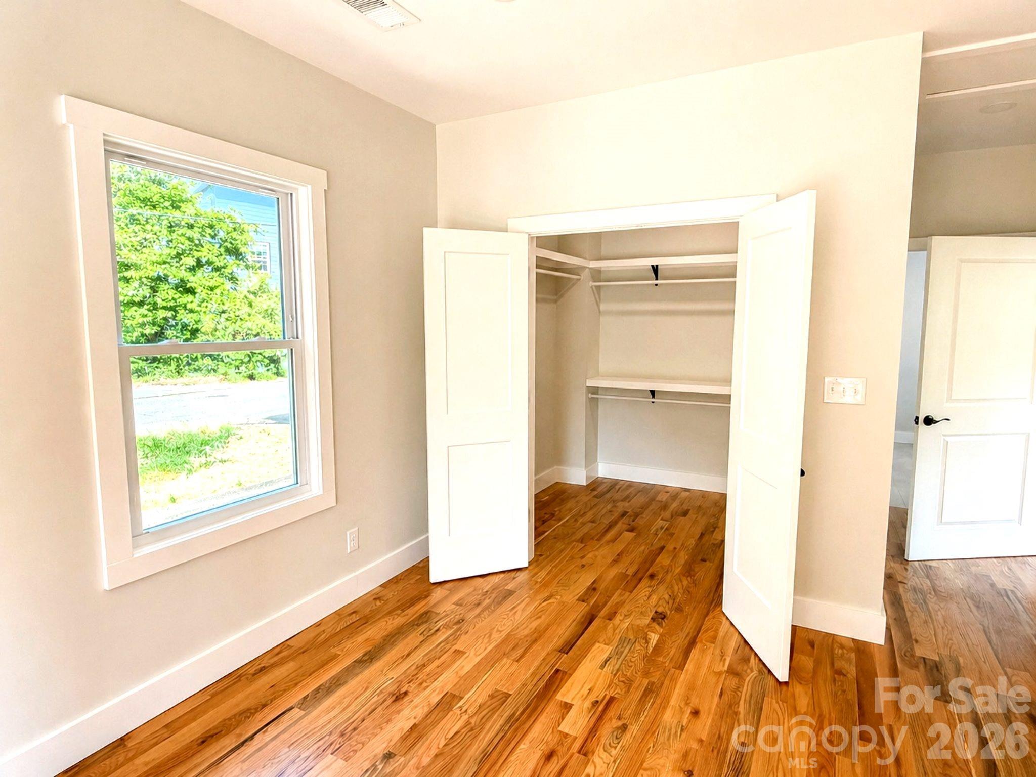 18 Worley Place Asheville NC 28806