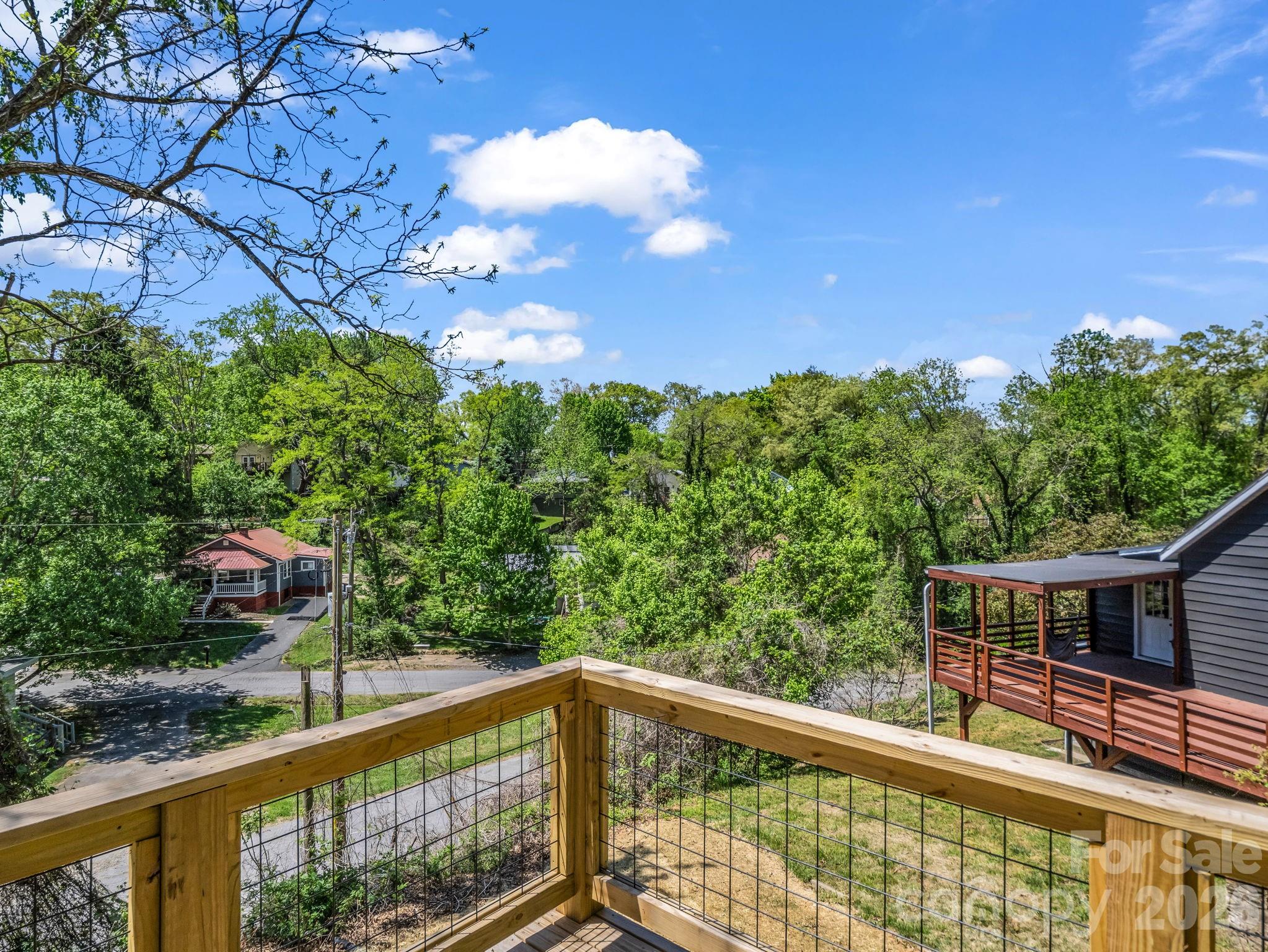 18 Worley Place Asheville NC 28806