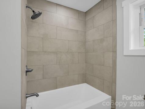 18 Worley Place Asheville NC 28806
