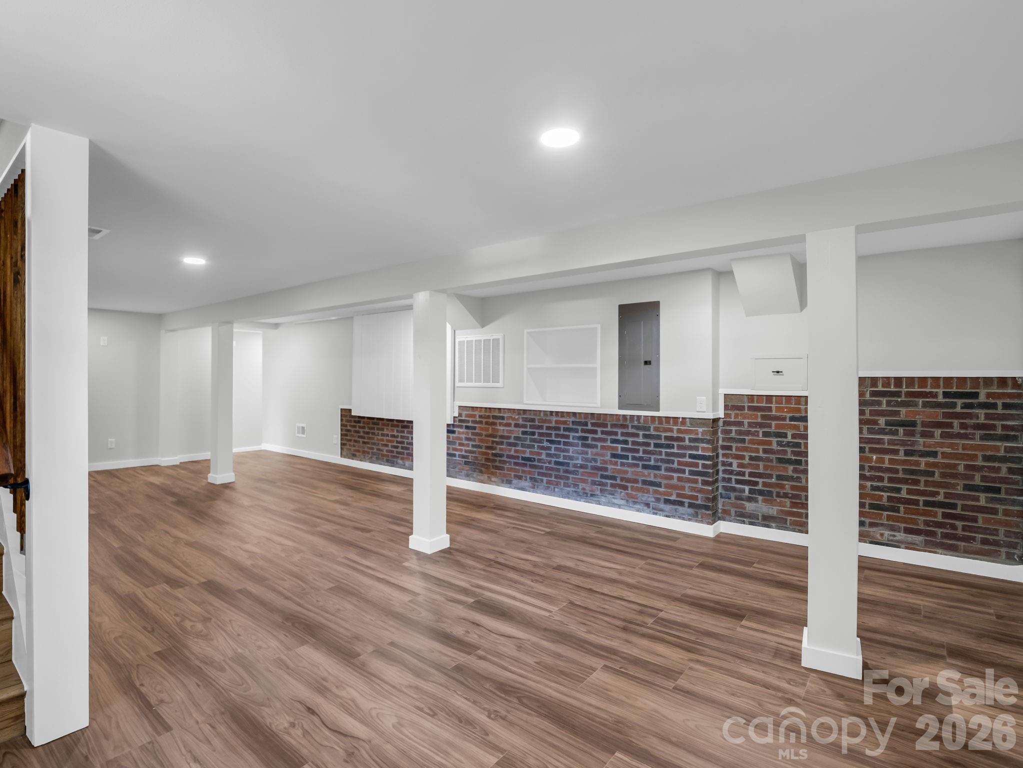 18 Worley Place Asheville NC 28806