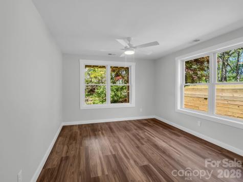 18 Worley Place Asheville NC 28806