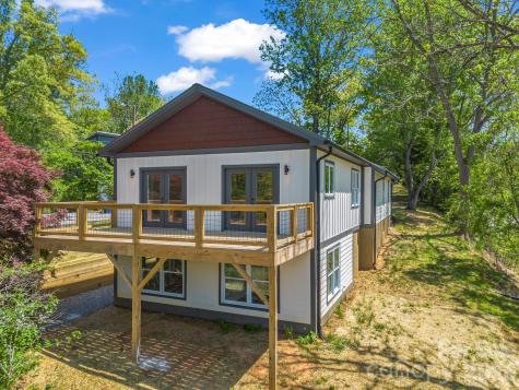 18 Worley Place Asheville NC 28806