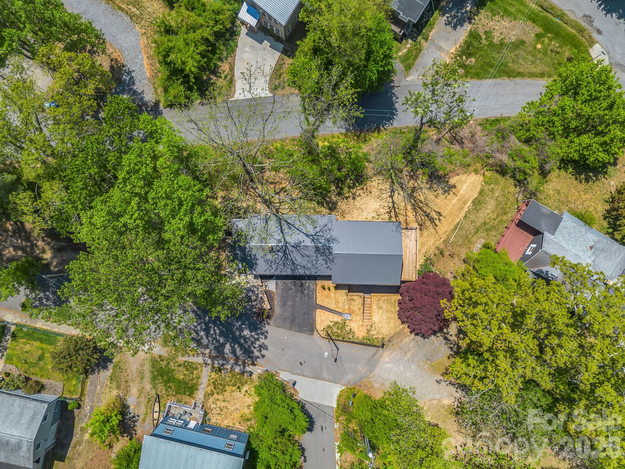 18 Worley Place Asheville NC 28806