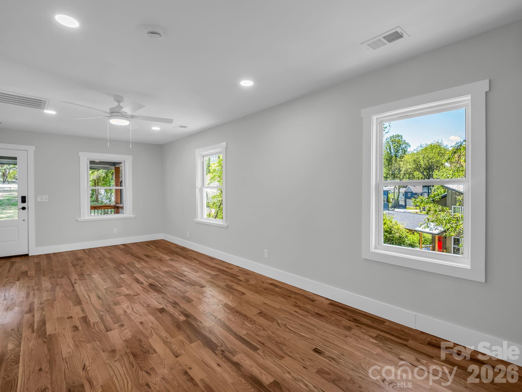 18 Worley Place Asheville NC 28806