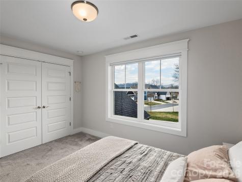 201 Weybridge Drive Arden NC 28704