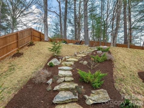 201 Weybridge Drive Arden NC 28704