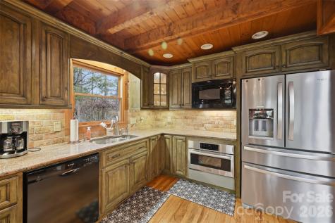 1721 Meadow Road Ferguson NC 28624