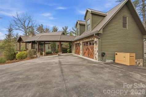 1721 Meadow Road Ferguson NC 28624