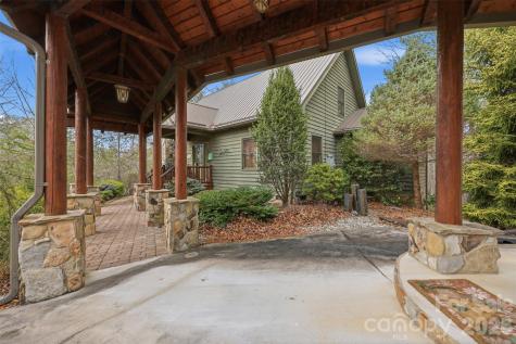 1721 Meadow Road Ferguson NC 28624