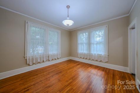 5 Camden Avenue Asheville NC 28804