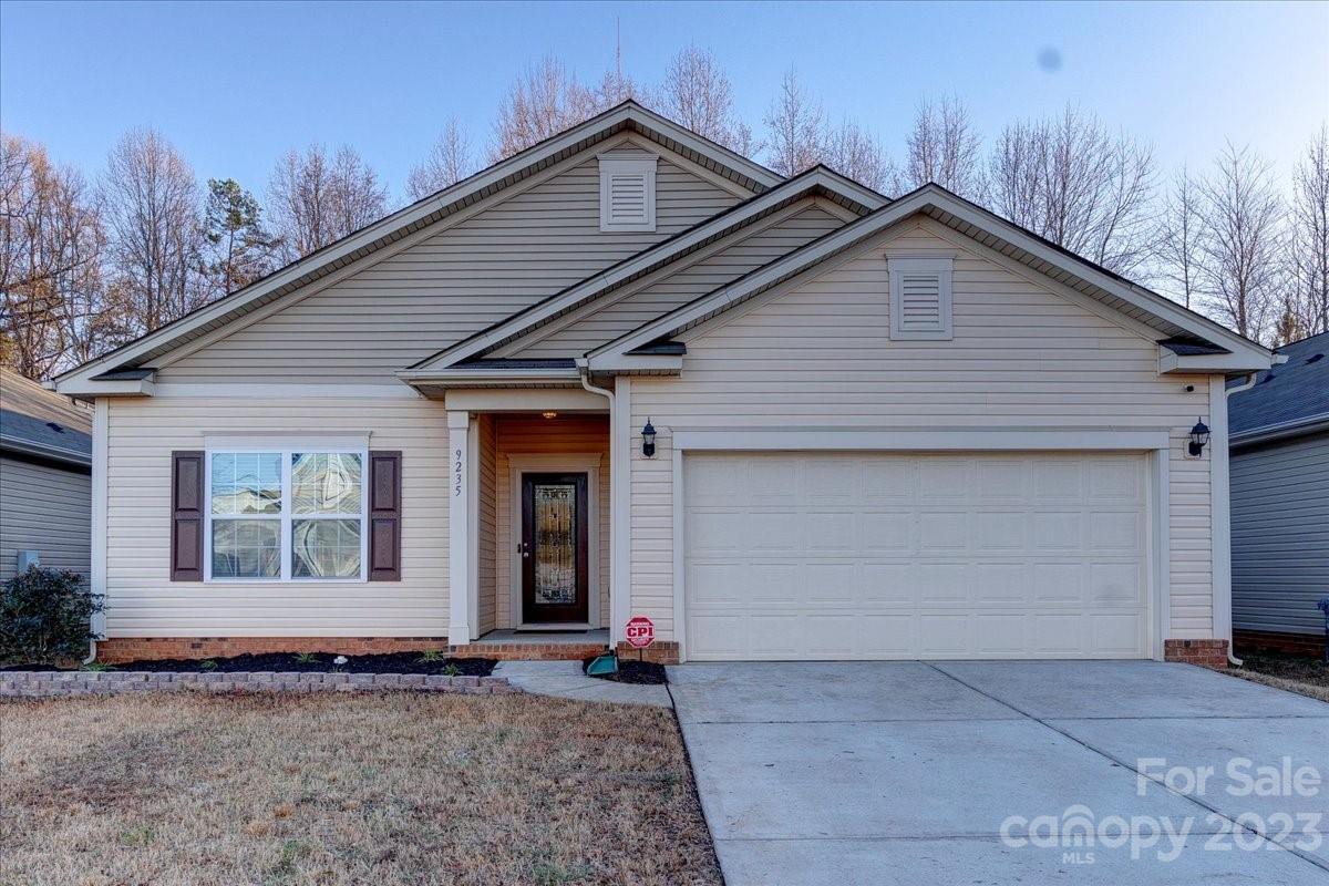 9235 Aubrac Lane Charlotte NC 28213