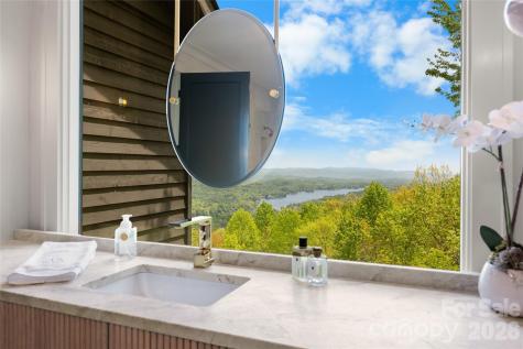 96 Moltz Court Lake Toxaway NC 28747