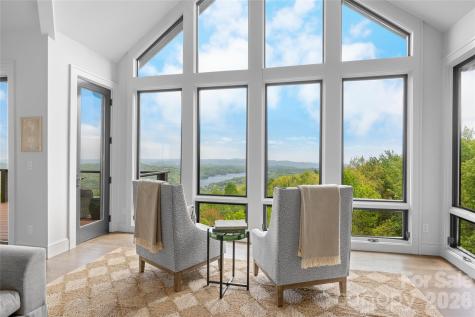 96 Moltz Court Lake Toxaway NC 28747