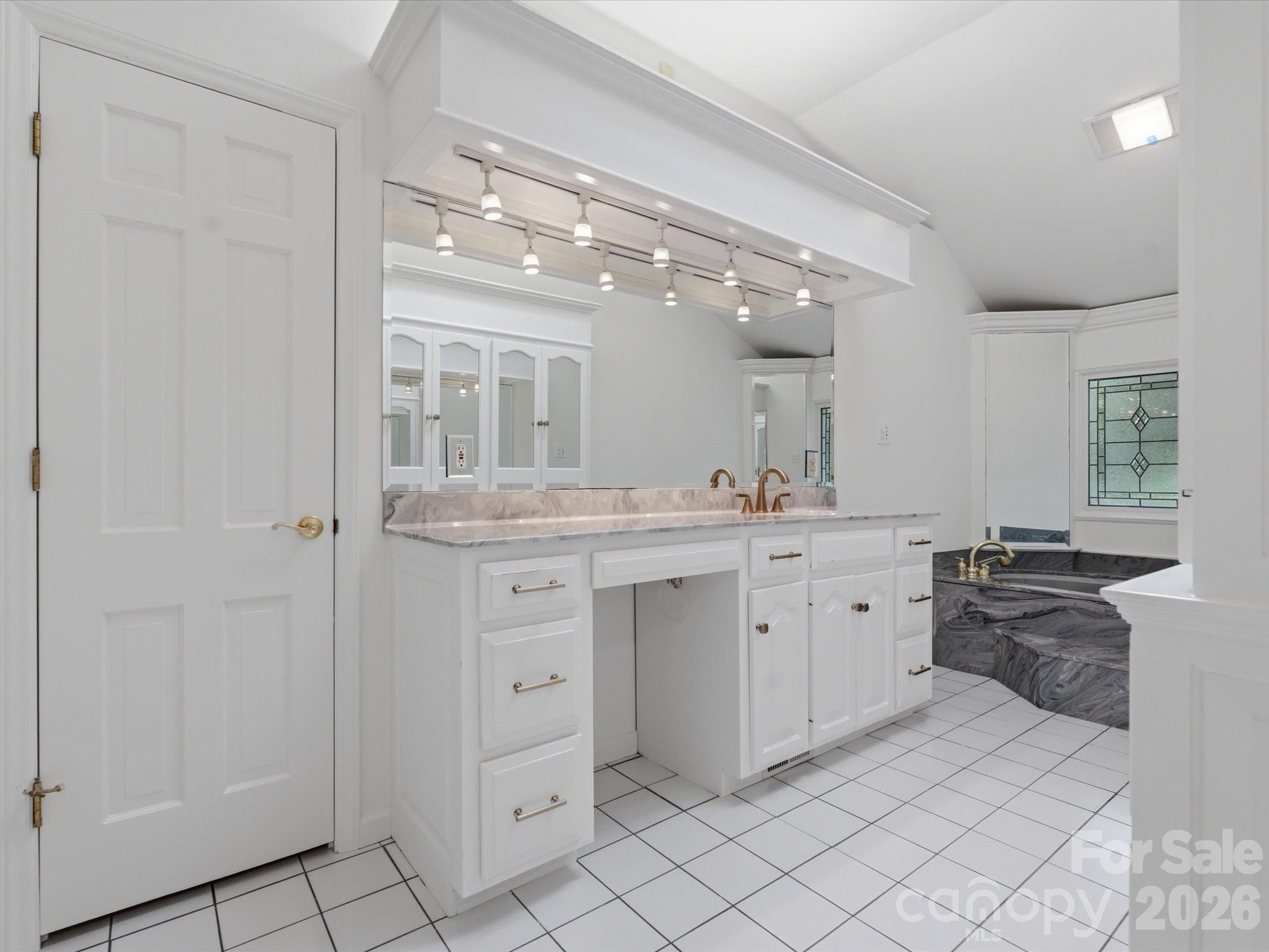 3713 Eaglebrook Drive Gastonia NC 28056